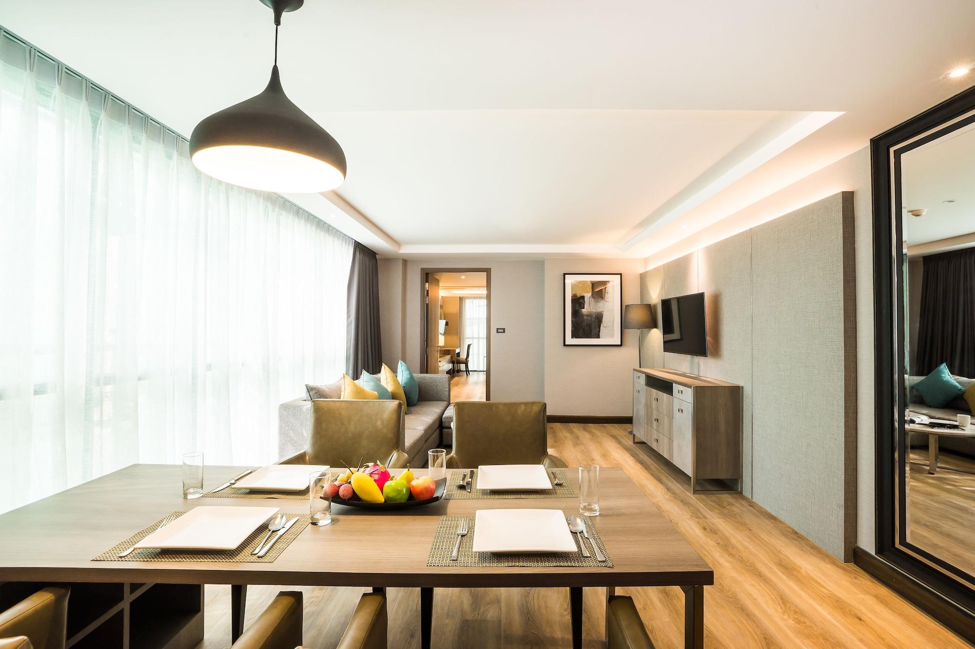 Citrus Suites Sukhumvit 6 By Compass Hospitality Bangkok Exteriör bild