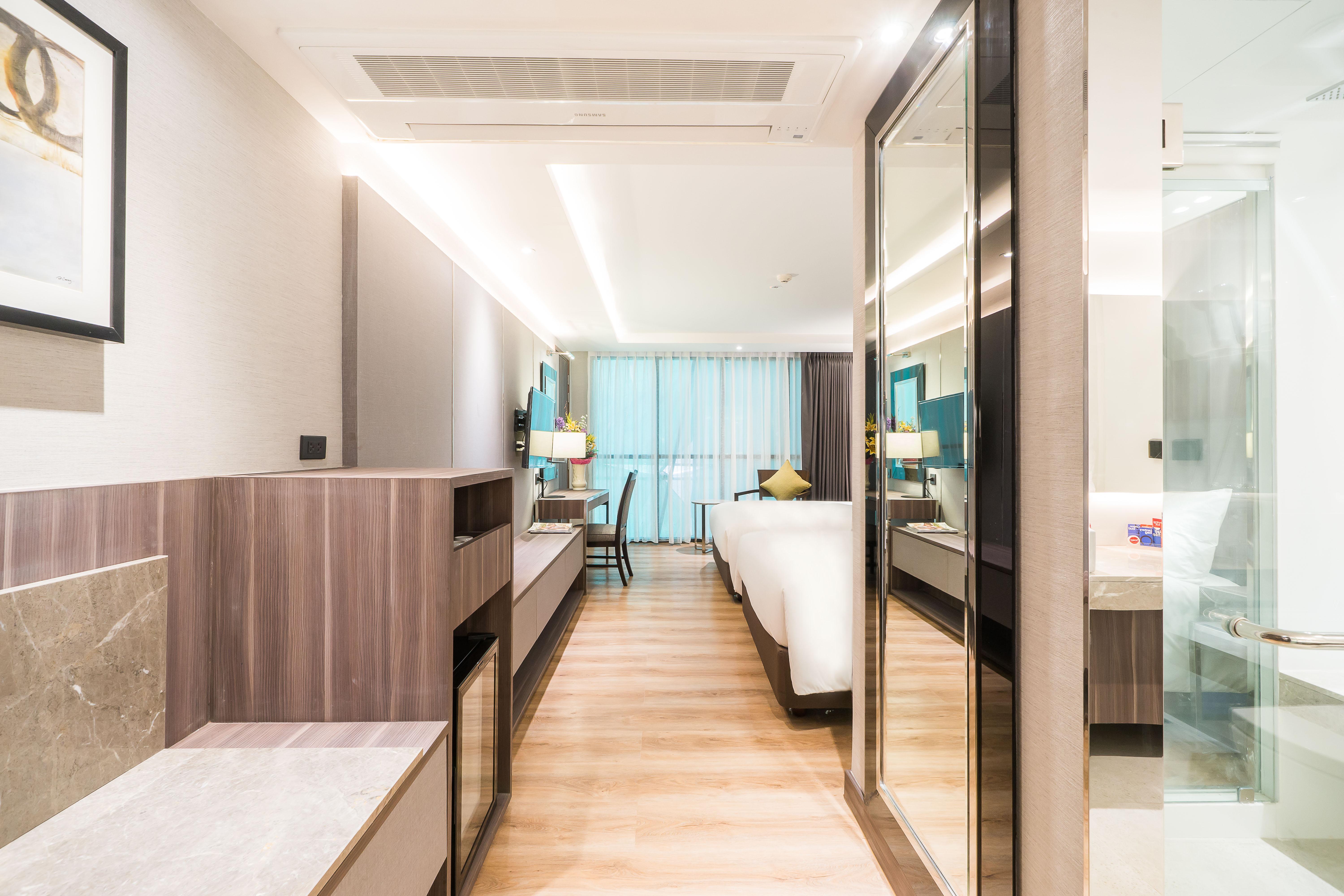 Citrus Suites Sukhumvit 6 By Compass Hospitality Bangkok Exteriör bild