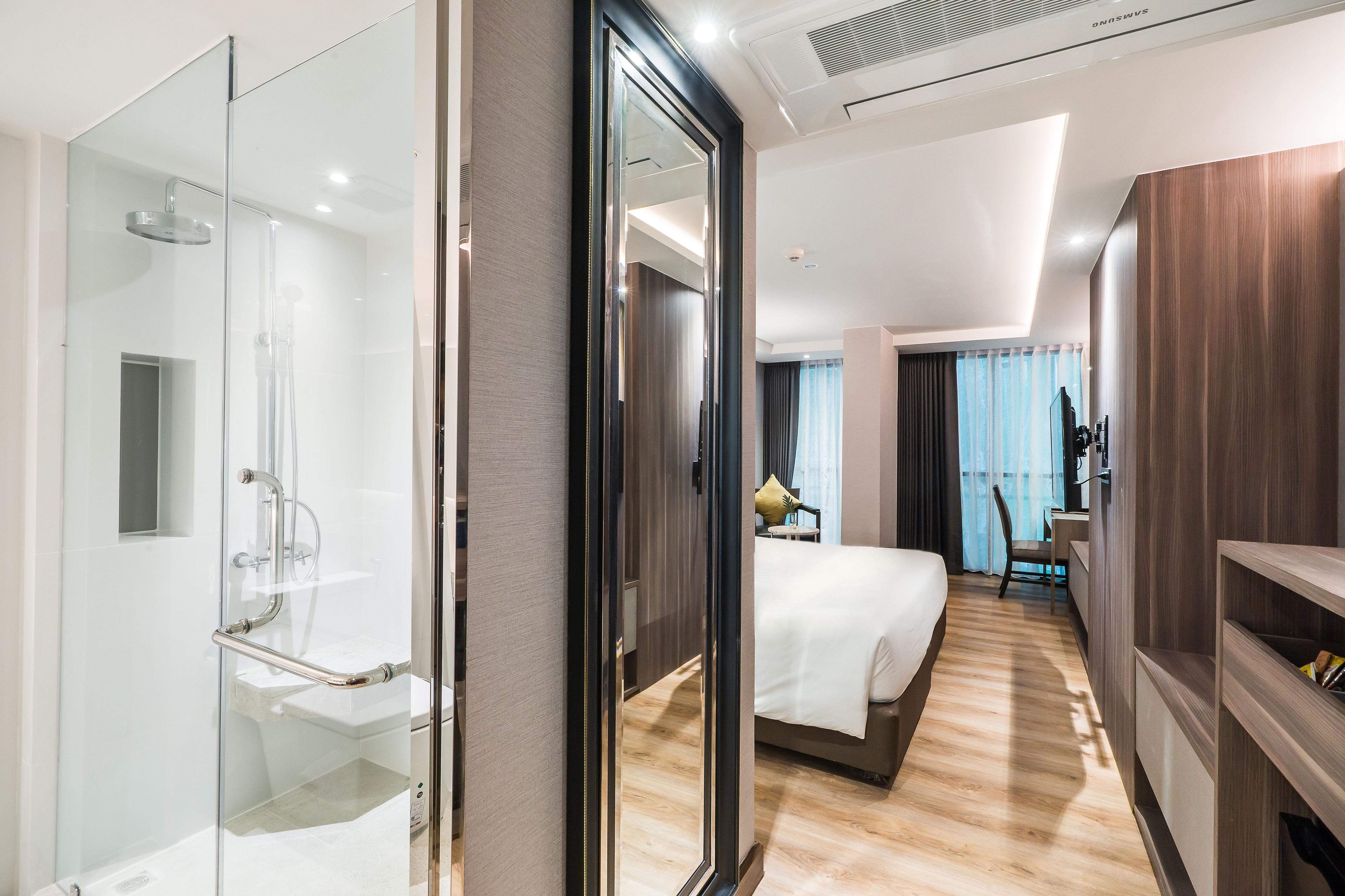 Citrus Suites Sukhumvit 6 By Compass Hospitality Bangkok Exteriör bild