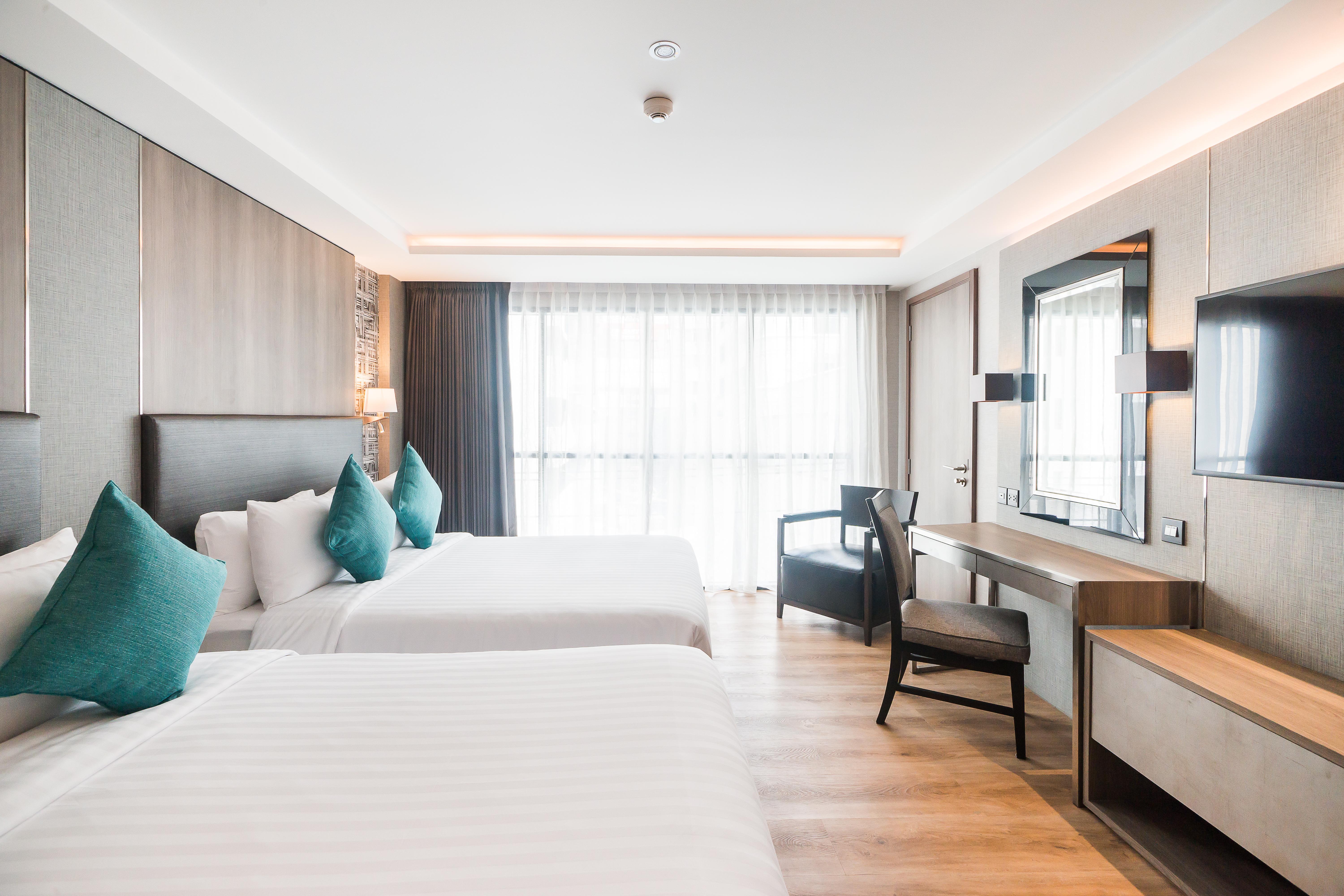 Citrus Suites Sukhumvit 6 By Compass Hospitality Bangkok Exteriör bild